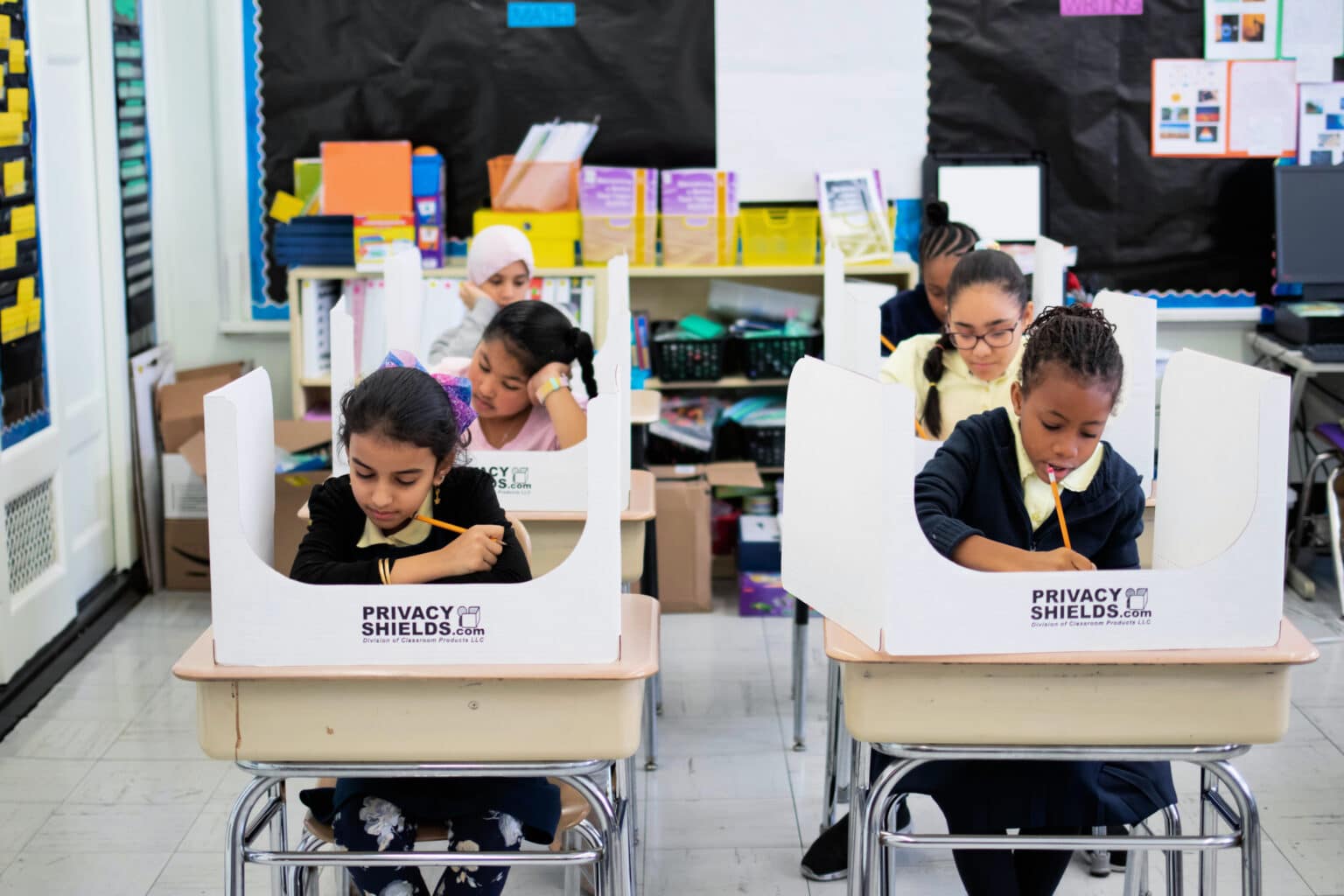 Classroom Privacy Shield Cardboard Desk Dividers to Prevent Cheating
